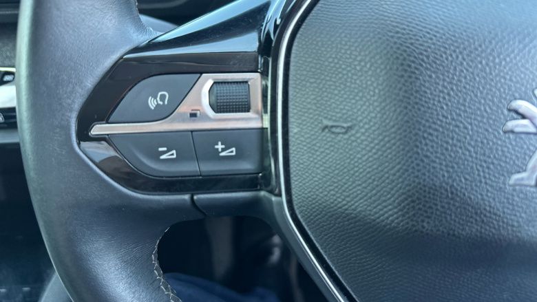 Peugeot 3008 1.2 PureTech Allure Premium+ 5dr Petrol Estate